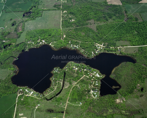 Horseshoe Lake In Montcalm County - Photo 918