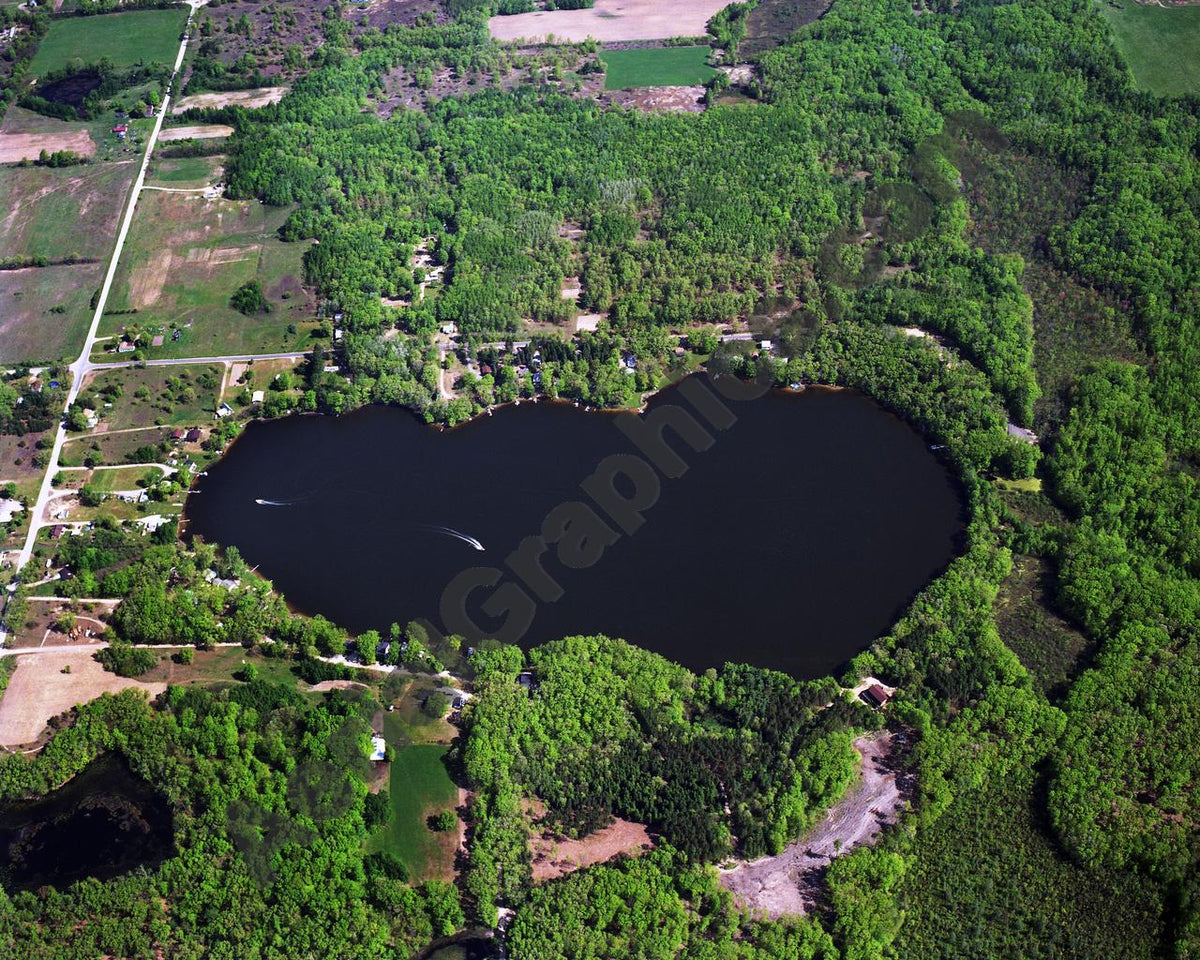 Aerial image of [104] Brady Lake in Mecosta, MI with No frame