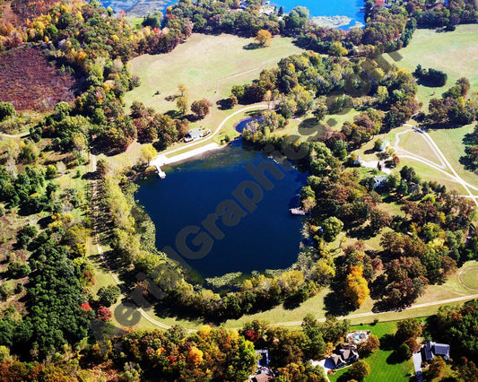 Aerial image of [1232] Pitchhaven Lake in Oakland, MI with No frame