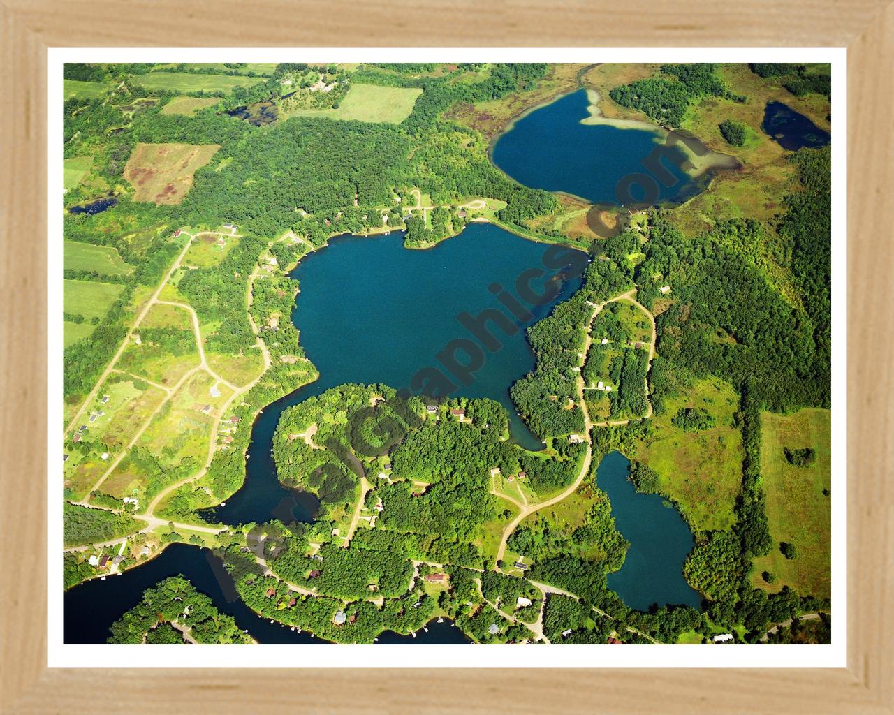 Aerial image of [1288] Mirror Lake in Jackson, MI with Natural Wood frame