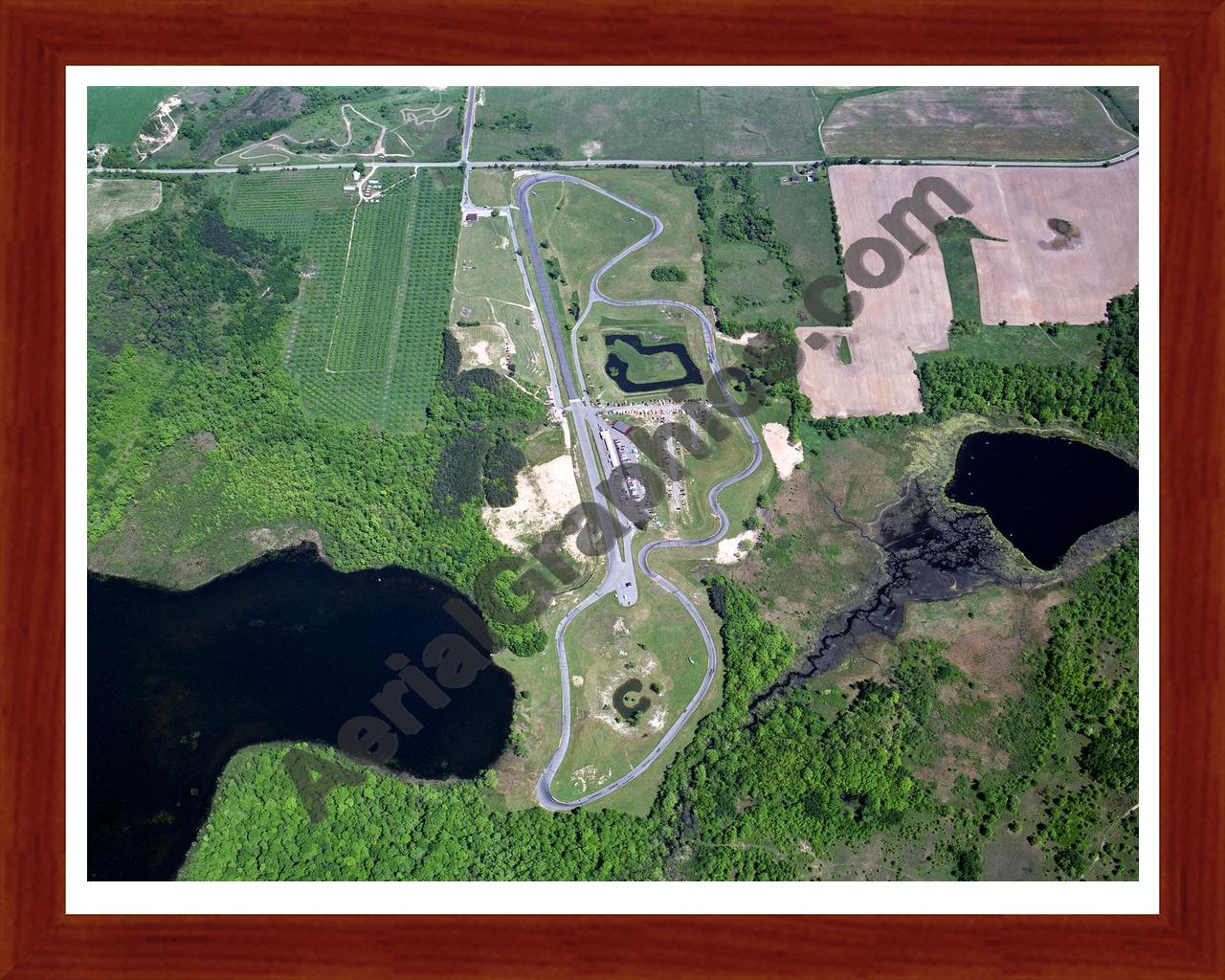 Aerial image of [1291] Gratten Speedway with Cherry Wood frame