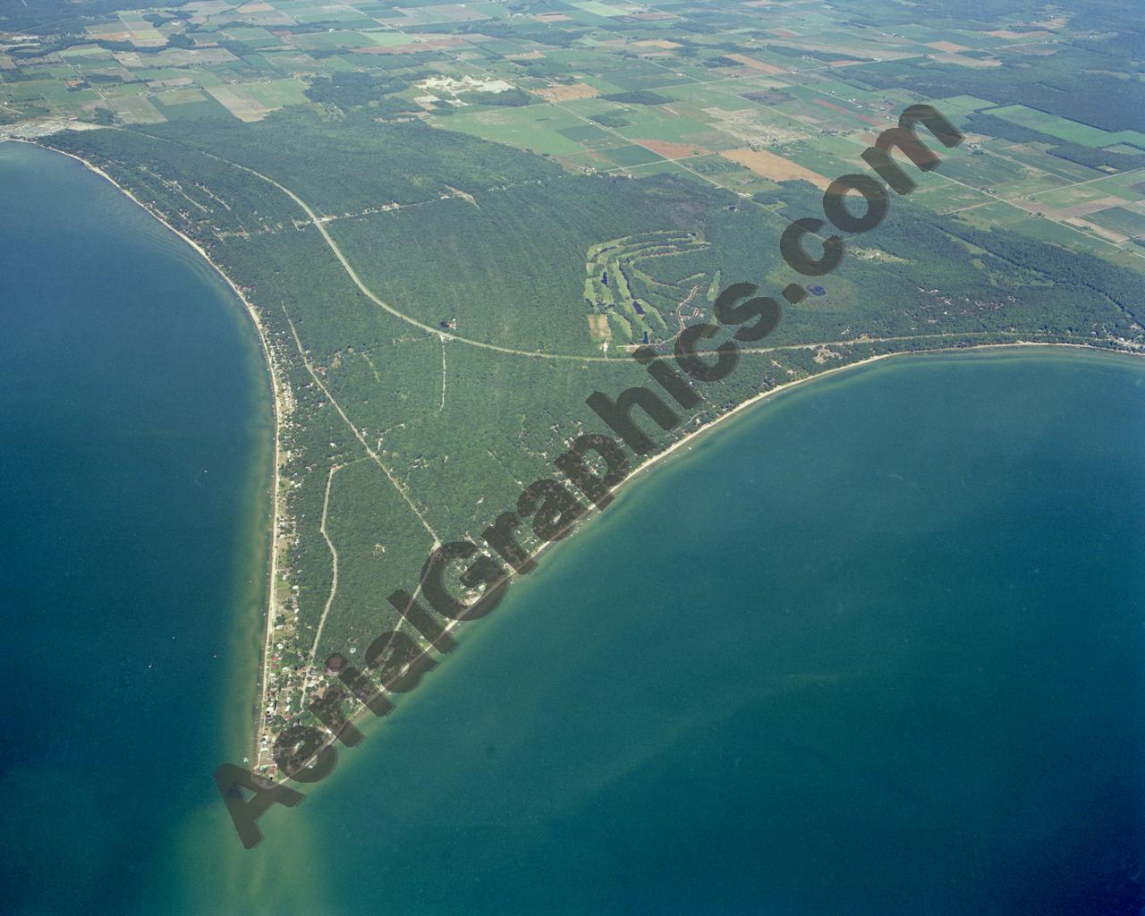 Aerial image of [1380] Point  Lookout Glenwood Beach with Canvas Wrap frame