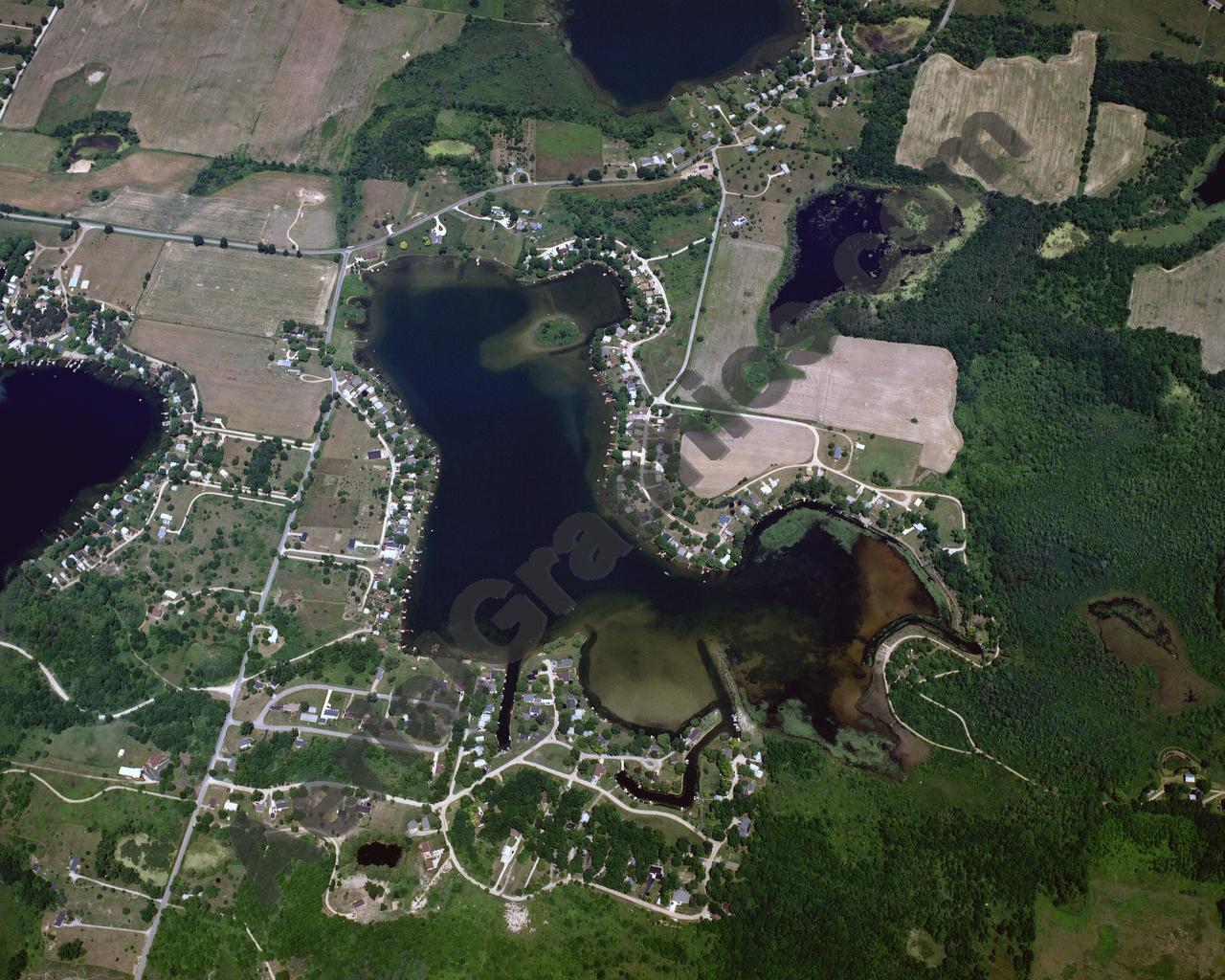 Aerial image of [1479] Dewey Lake in Lenawee, MI with Canvas Wrap frame