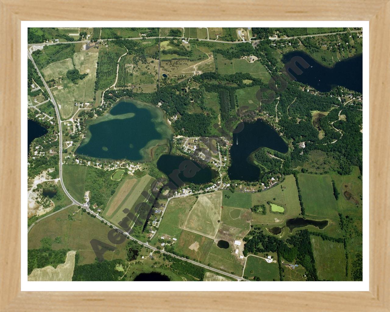 Aerial image of [1489] Marrs Lake in Lenawee, MI with Natural Wood frame