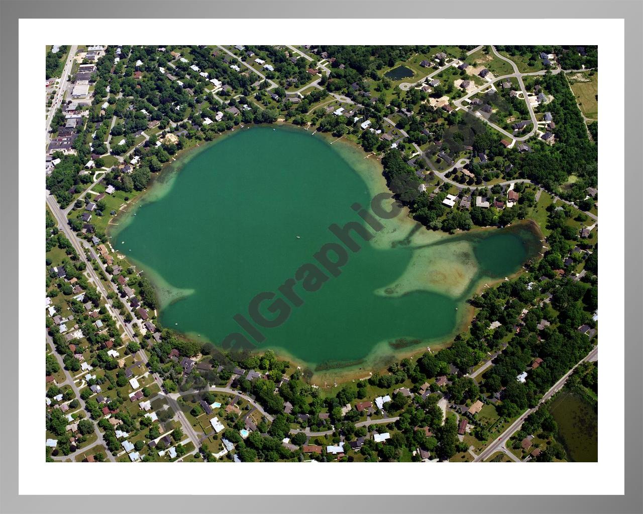 Aerial image of [1834] Hammond Lake in Oakland, MI with Silver Metal frame