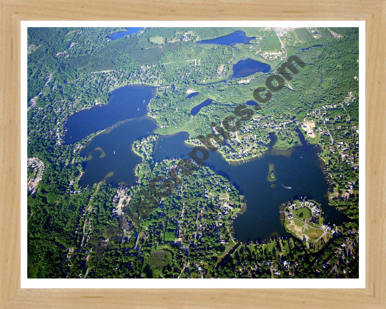 Aerial image of [1860] Commerce Lakes, North & South in Oakland, MI with Natural Wood frame