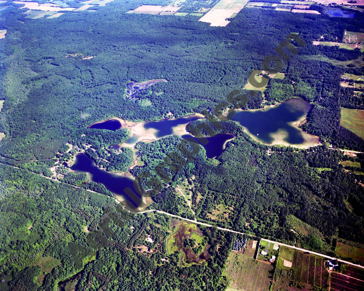 Aerial image of [2915] Spring, West, and Tacoma Lakes in Montcalm, MI with No frame