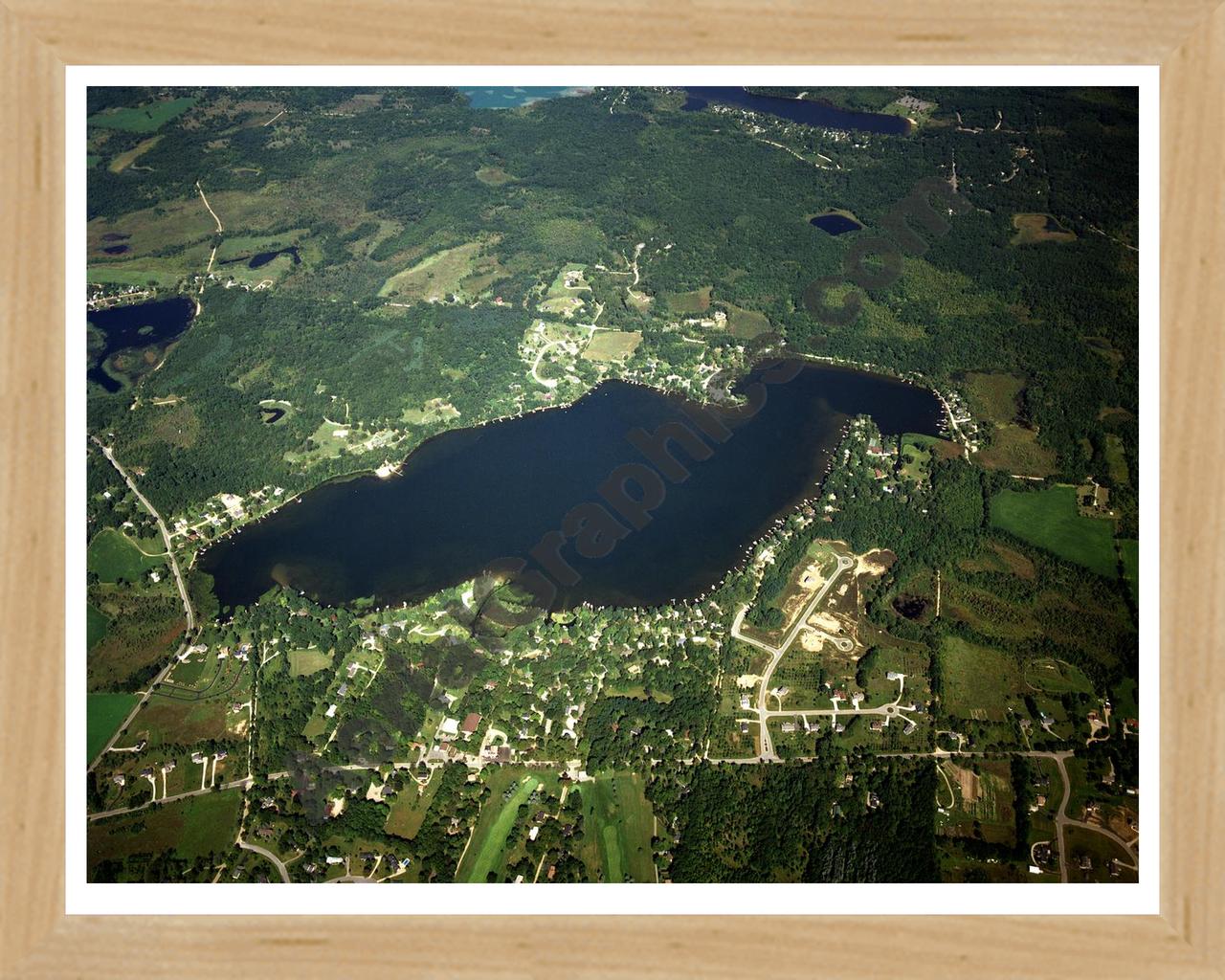 Aerial image of [2977] North Lake in Washtenaw, MI with Natural Wood frame