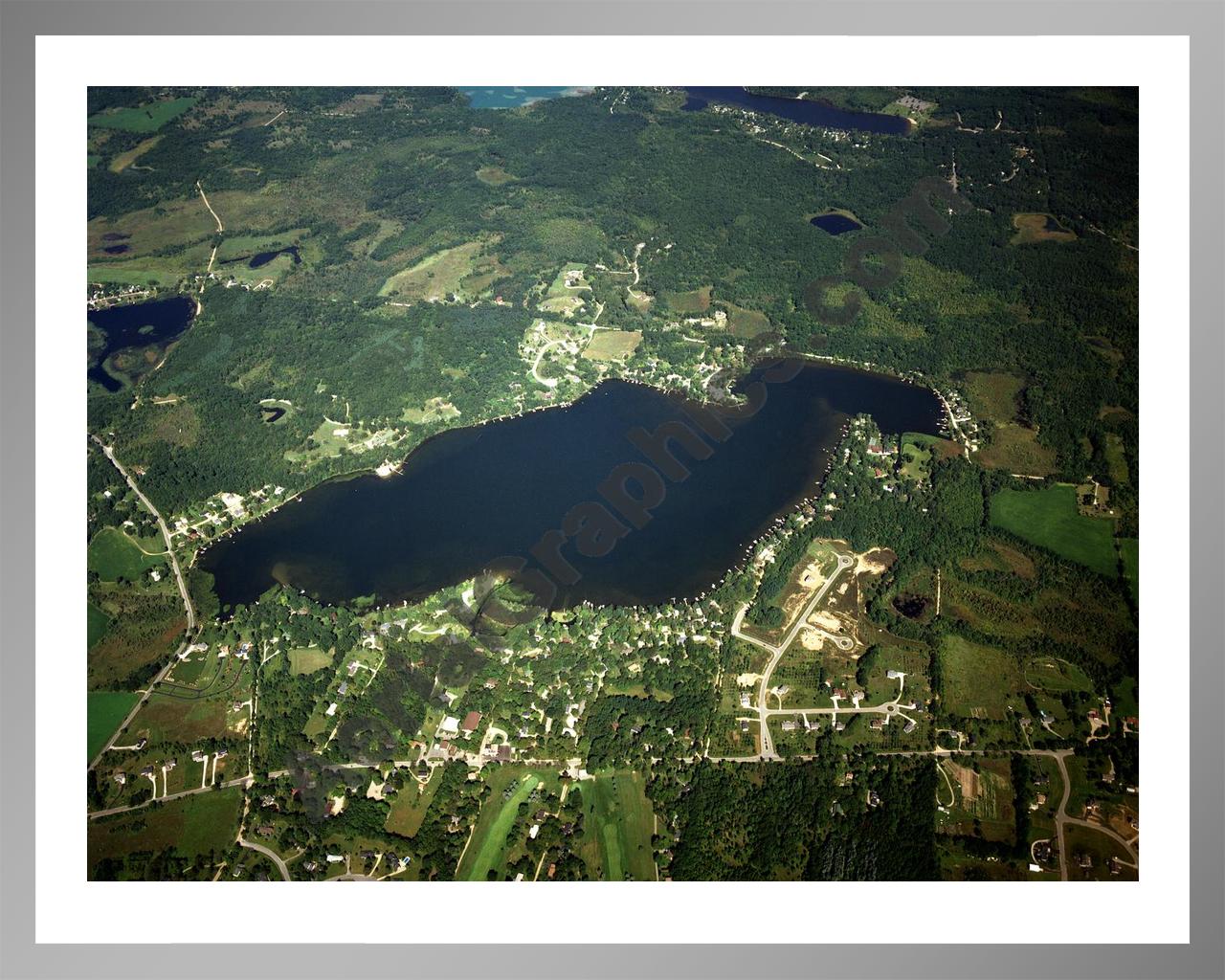 Aerial image of [2977] North Lake in Washtenaw, MI with Silver Metal frame