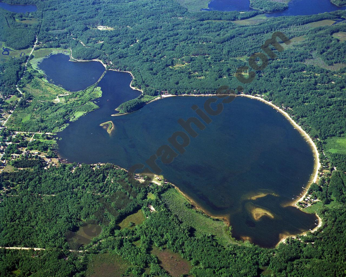 Aerial image of [3252] Crooked  Lake in Missaukee, MI with No frame