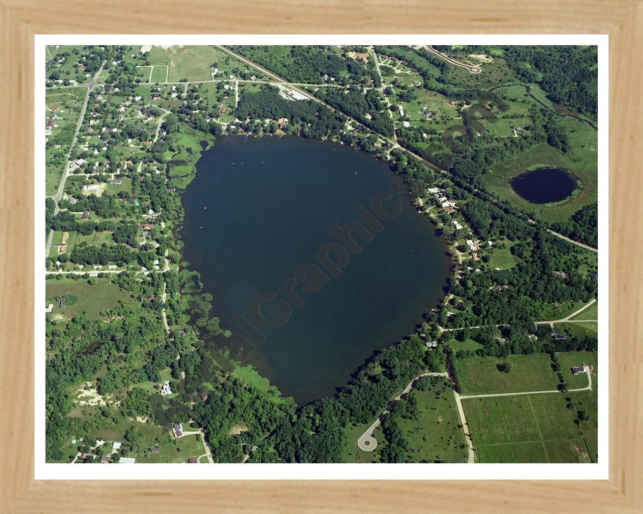 Aerial image of [328] Hamburg Lake in Livingston, MI with Natural Wood frame