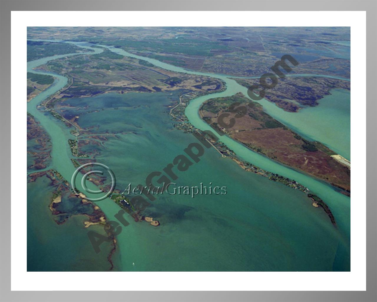 Aerial image of [336] Harsen's Island (N) with Silver Metal frame