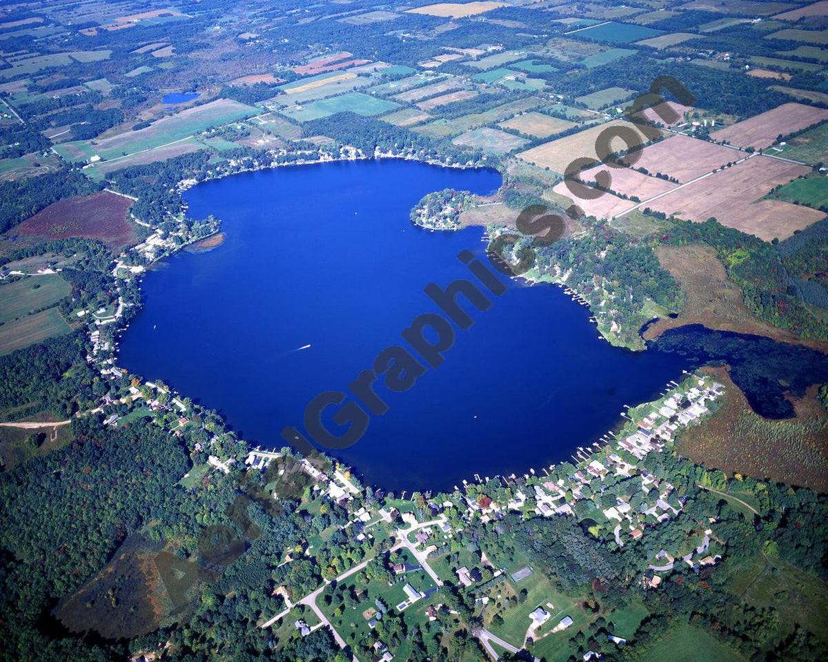 Aerial image of [3485] Fine Lake in Barry, MI with No frame