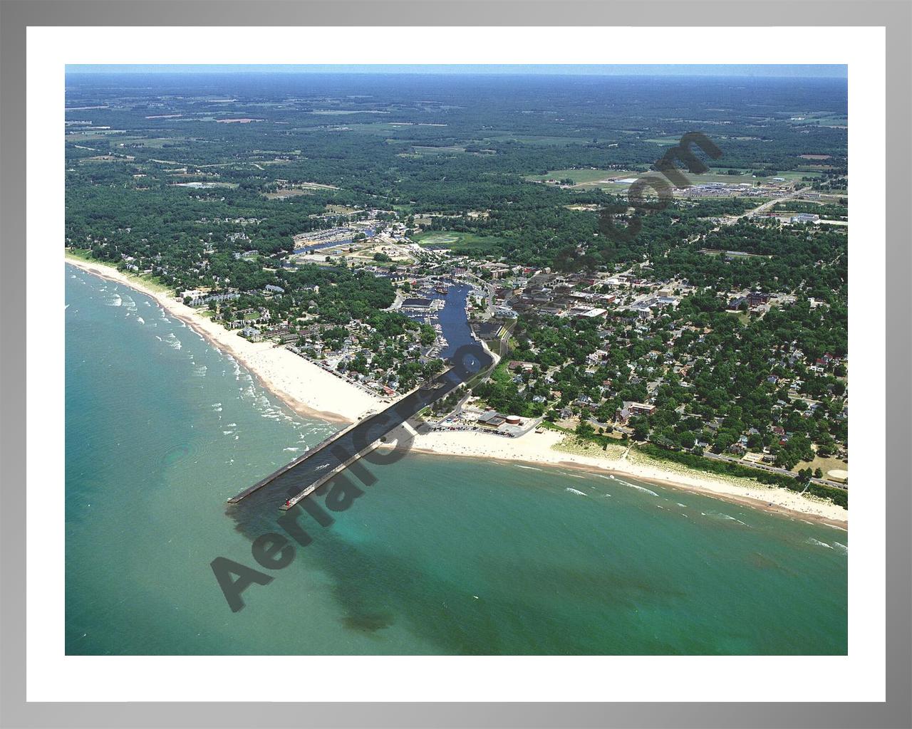 Aerial image of [3555] South Haven, looking east with Silver Metal frame