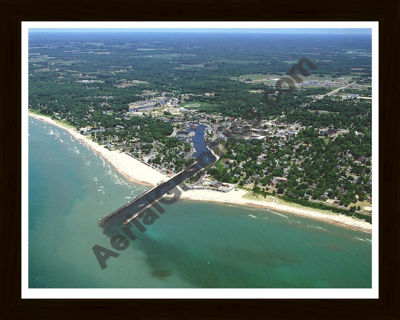 Aerial image of [3555] South Haven, looking east with Black Wood frame