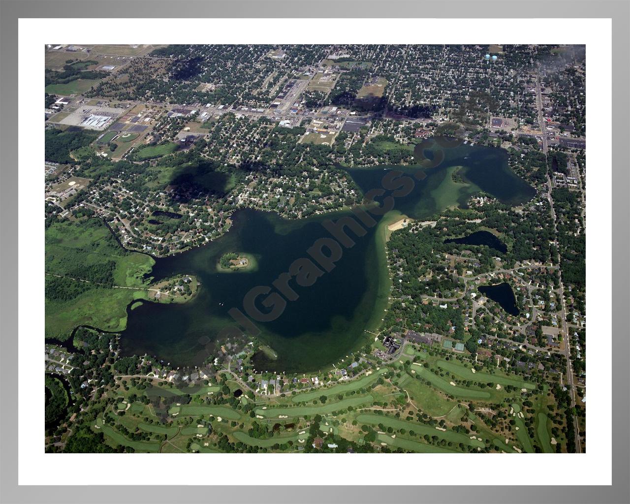 Aerial image of [3579] Goguac Lake in Calhoun, MI with Silver Metal frame