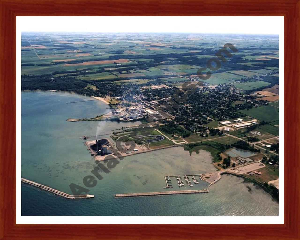 Aerial image of [3602] Harbor Beach, Looking South with Cherry Wood frame