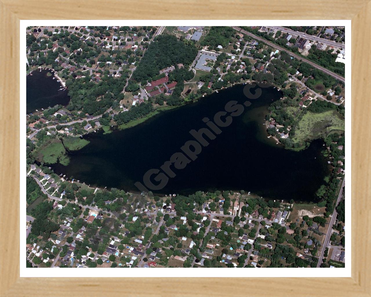 Aerial image of [3606] Scott Lake in Oakland, MI with Natural Wood frame