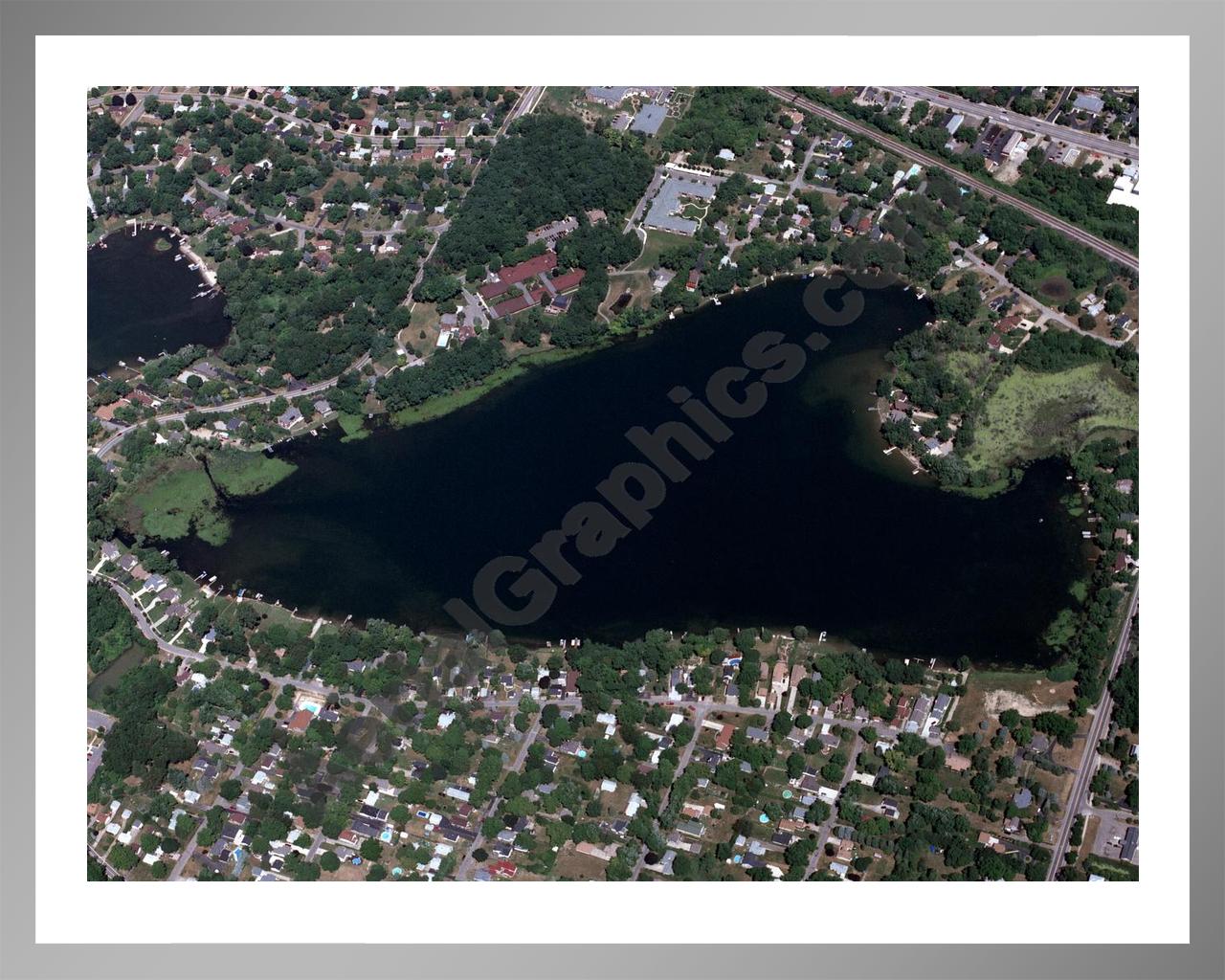 Aerial image of [3606] Scott Lake in Oakland, MI with Silver Metal frame