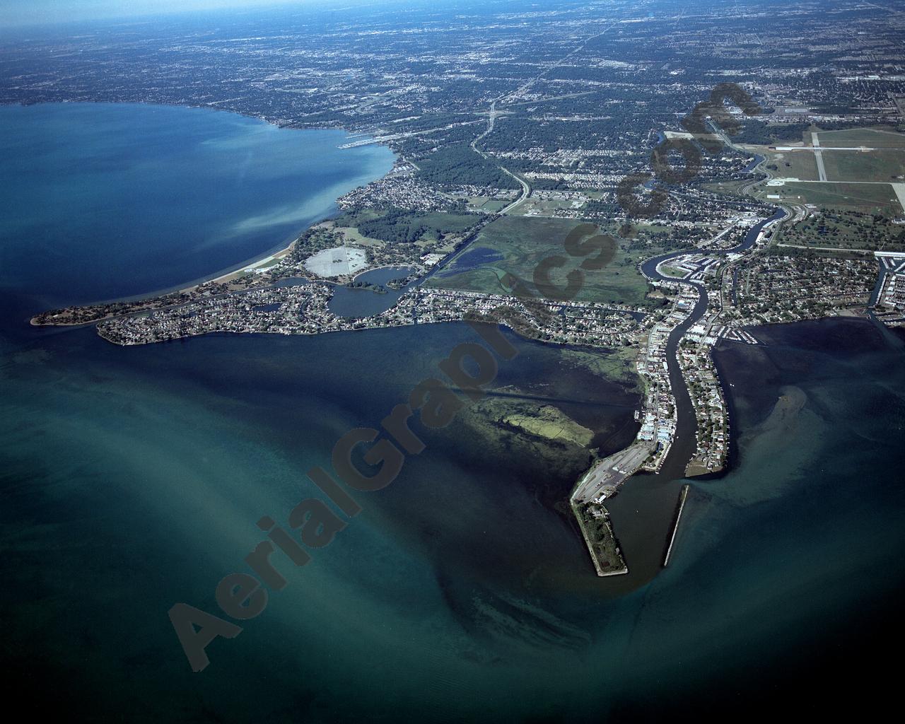 Aerial image of [3642] Metro Beach with Canvas Wrap frame