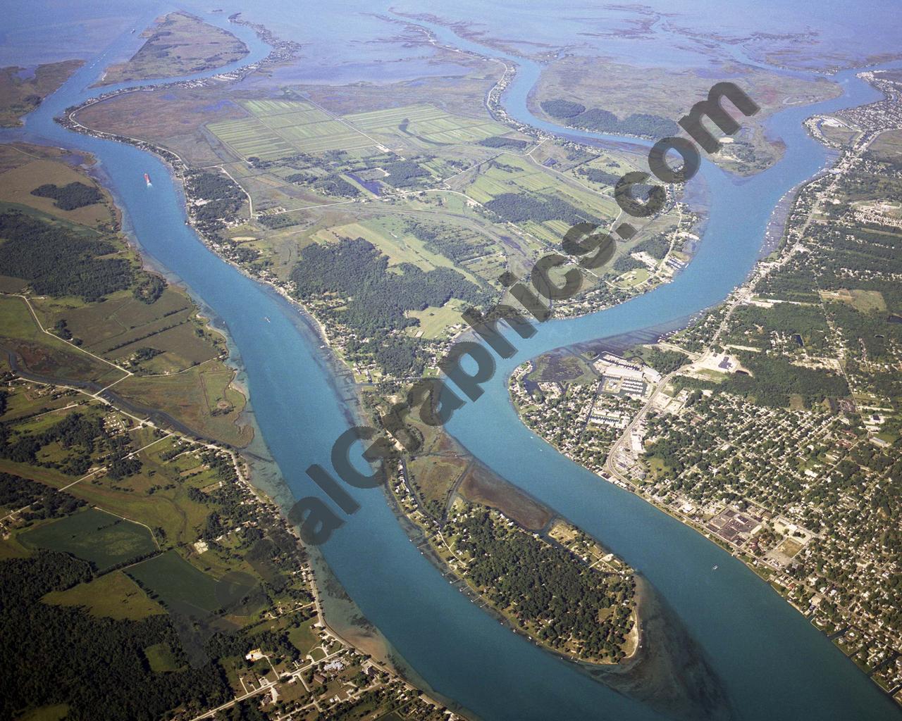 Aerial image of [3644] Harsen's Island (S) with Canvas Wrap frame