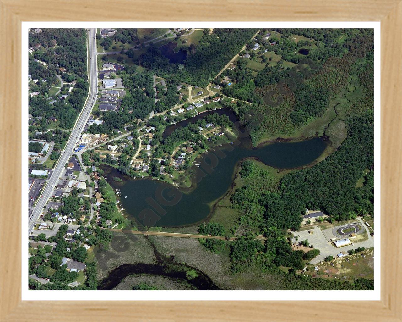 Aerial image of [3889] Townsend Lake in Oakland, MI with Natural Wood frame