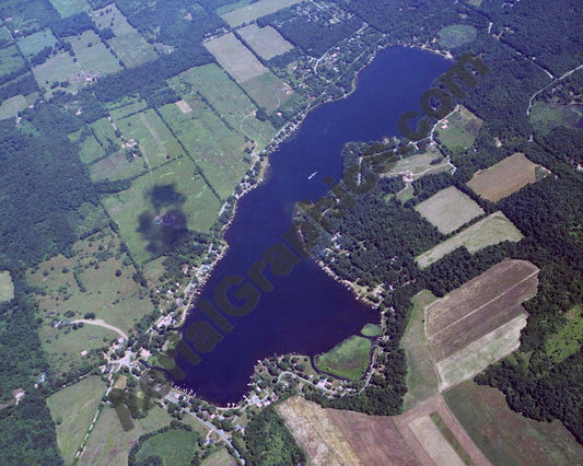 Aerial image of [3909] Long Lake in St Joseph, MI with No frame