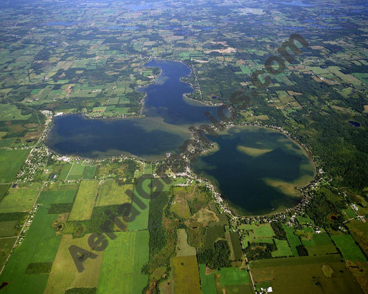 Aerial image of [4016] Devils & Round Lake in Lenawee, MI with No frame