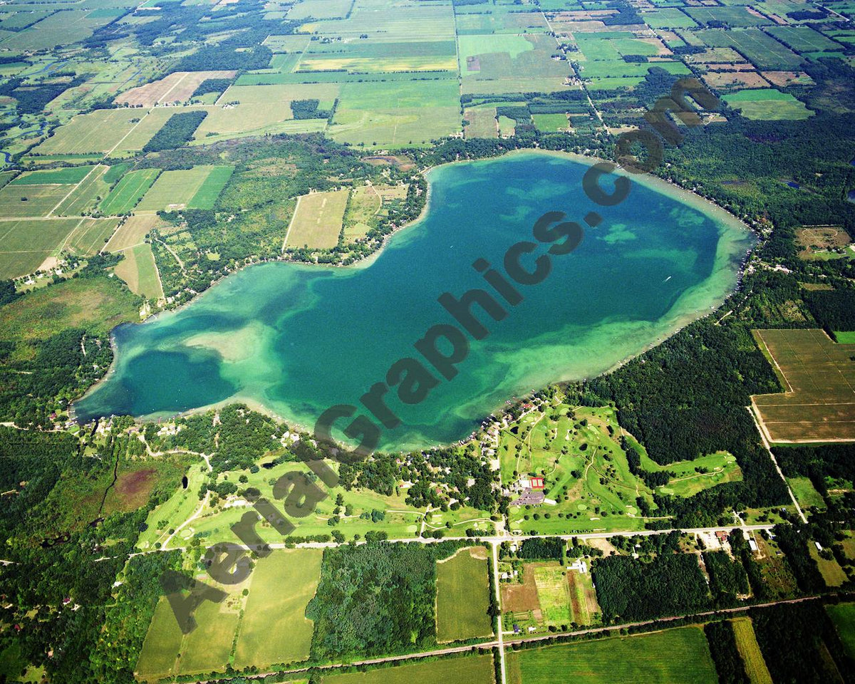 Aerial image of [402] Klinger Lake in St Joseph, MI with No frame