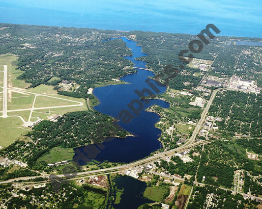 Aerial image of [4227] Mona Lake in Muskegon, MI with No frame