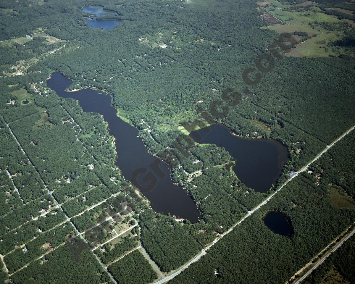 Aerial image of [4287] Long Lake & Emerson Lake in Mason, MI with No frame