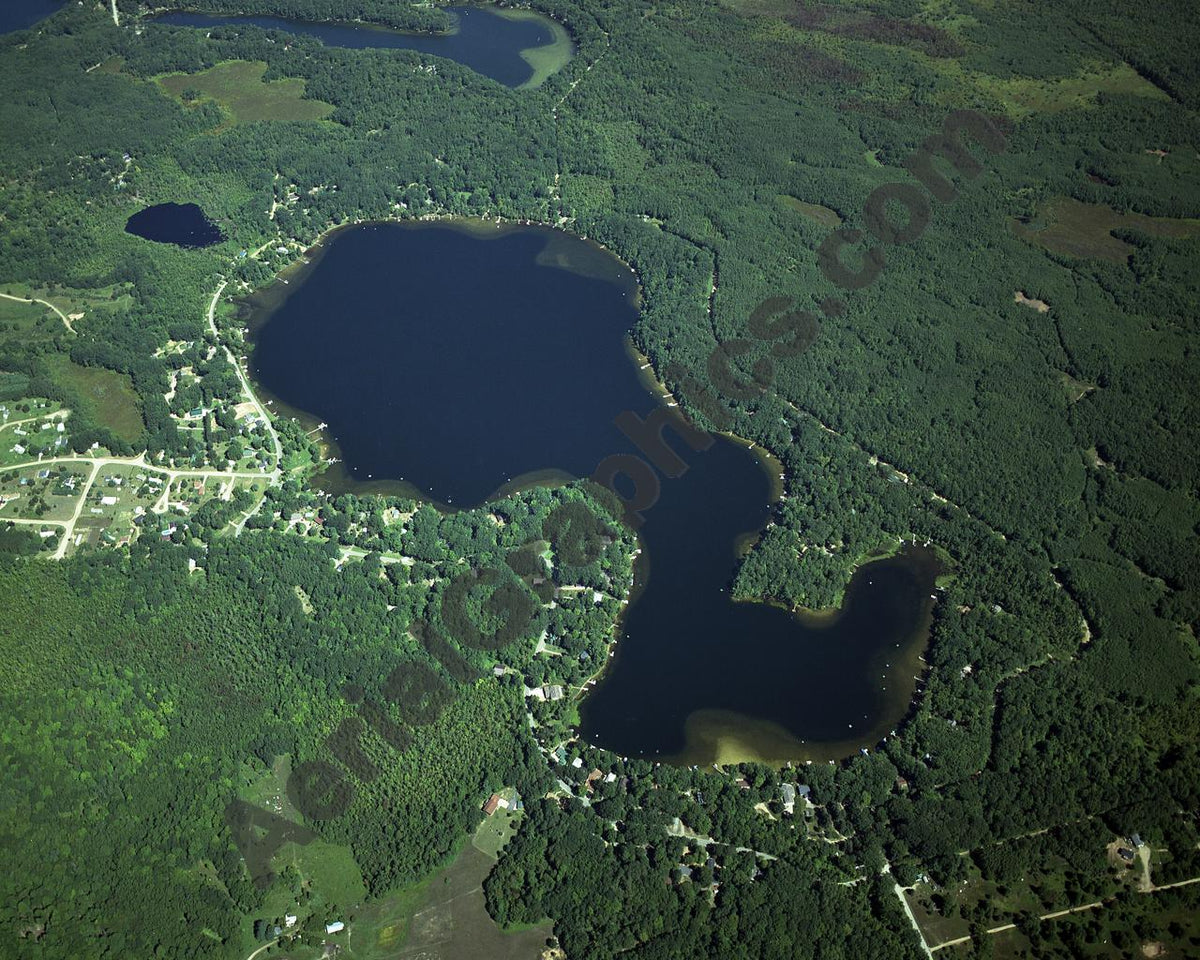 Aerial image of [4288] Ford Lake in Mason, MI with No frame