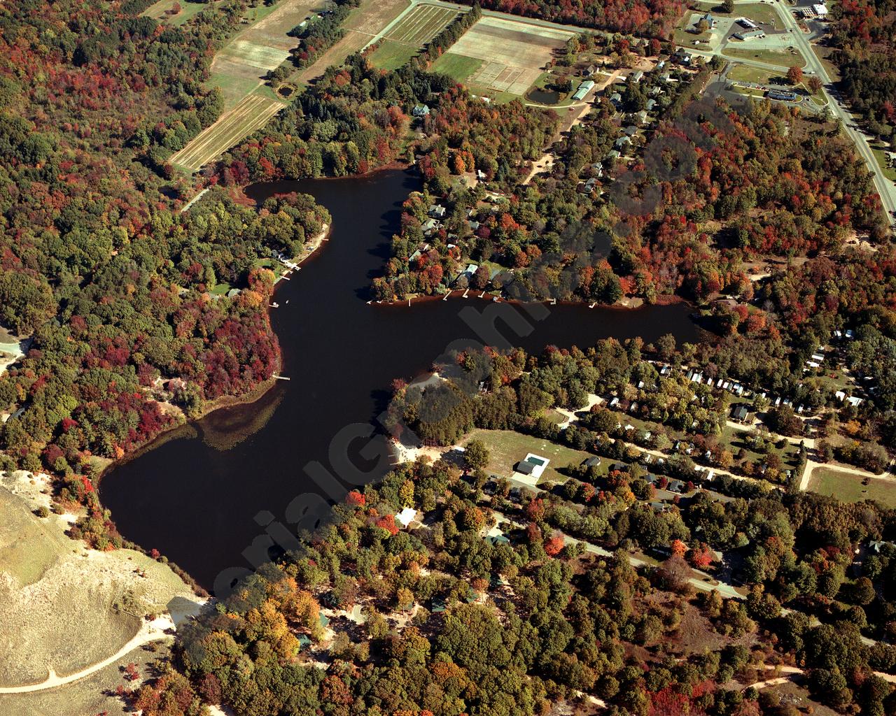 Aerial image of [4537] Goshorn Lake in Allegan, MI with No frame