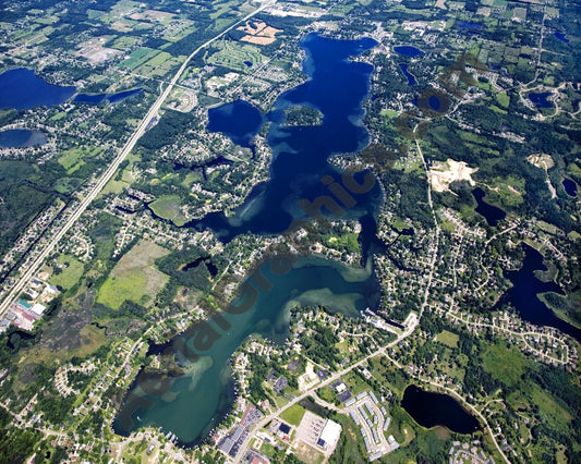 Aerial image of [4674] Lake Fenton in Genesee, MI with No frame