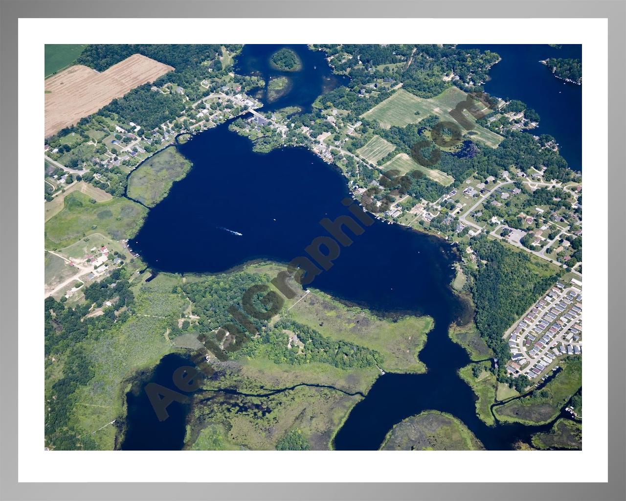 Aerial image of [4679] Bennett Lake in Livingston, MI with Silver Metal frame