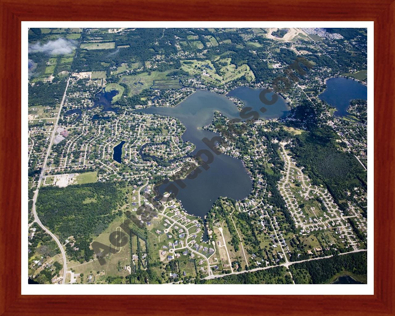 Aerial image of [4685] Duck Lake in Oakland, MI with Cherry Wood frame