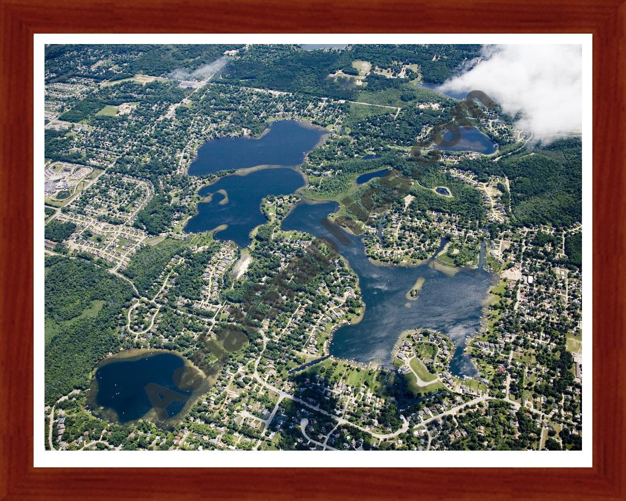 Aerial image of [4691] North & South Commerce Lakes in Oakland, MI with Cherry Wood frame