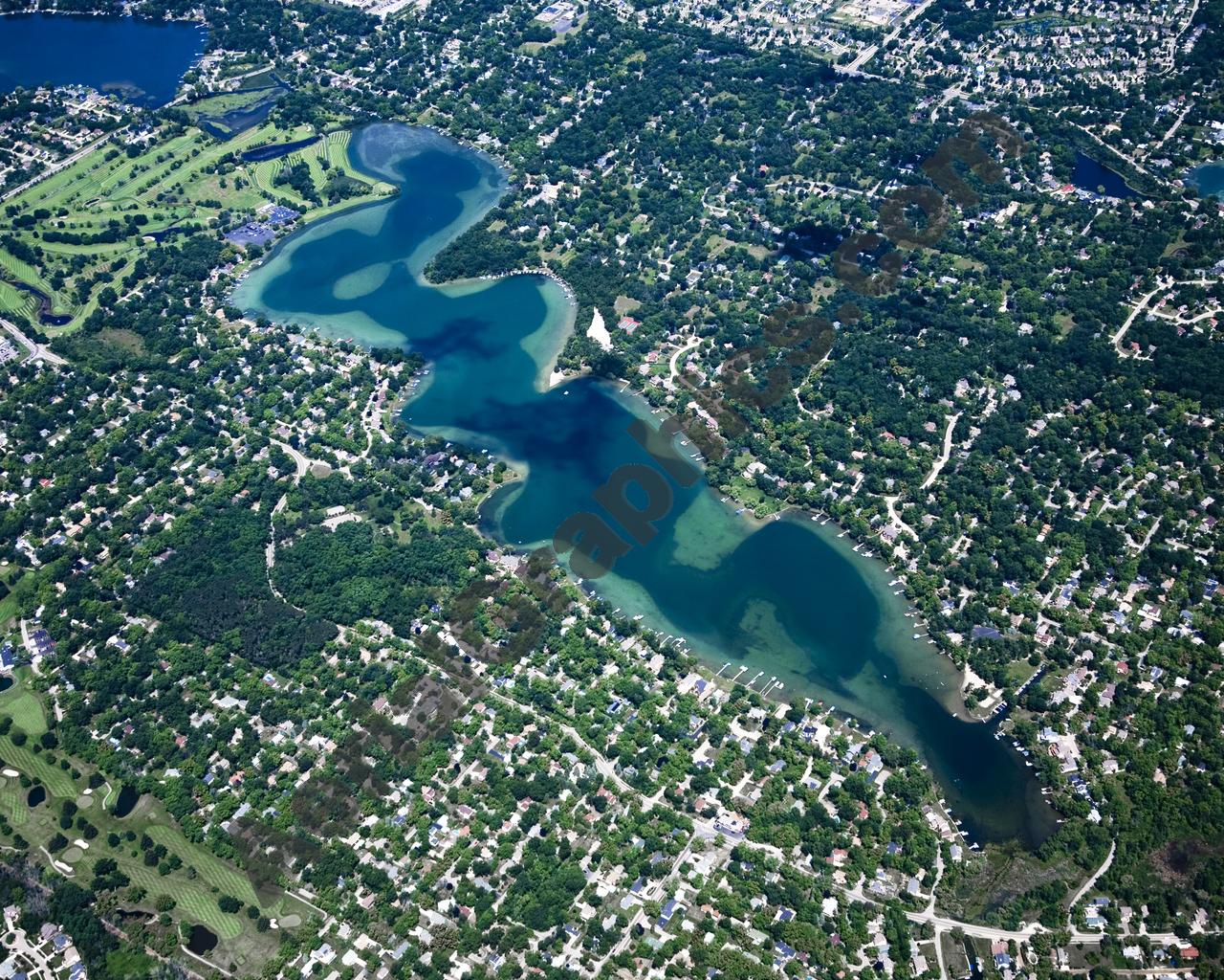 Aerial image of [4693] Middle Straits Lake in Oakland, MI with Canvas Wrap frame