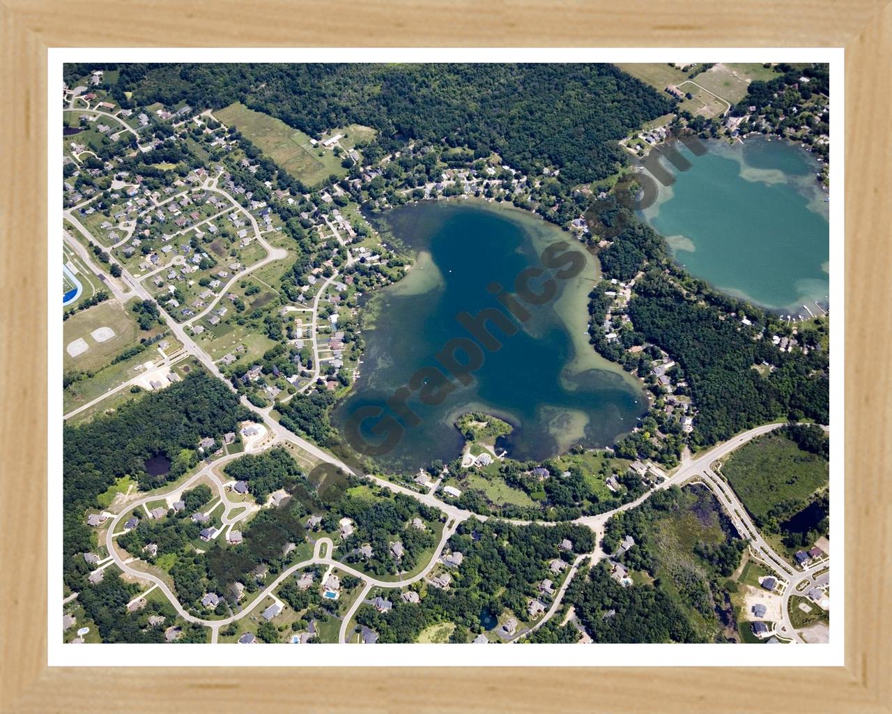 Aerial image of [4707] Bogie Lake in Oakland, MI with Natural Wood frame