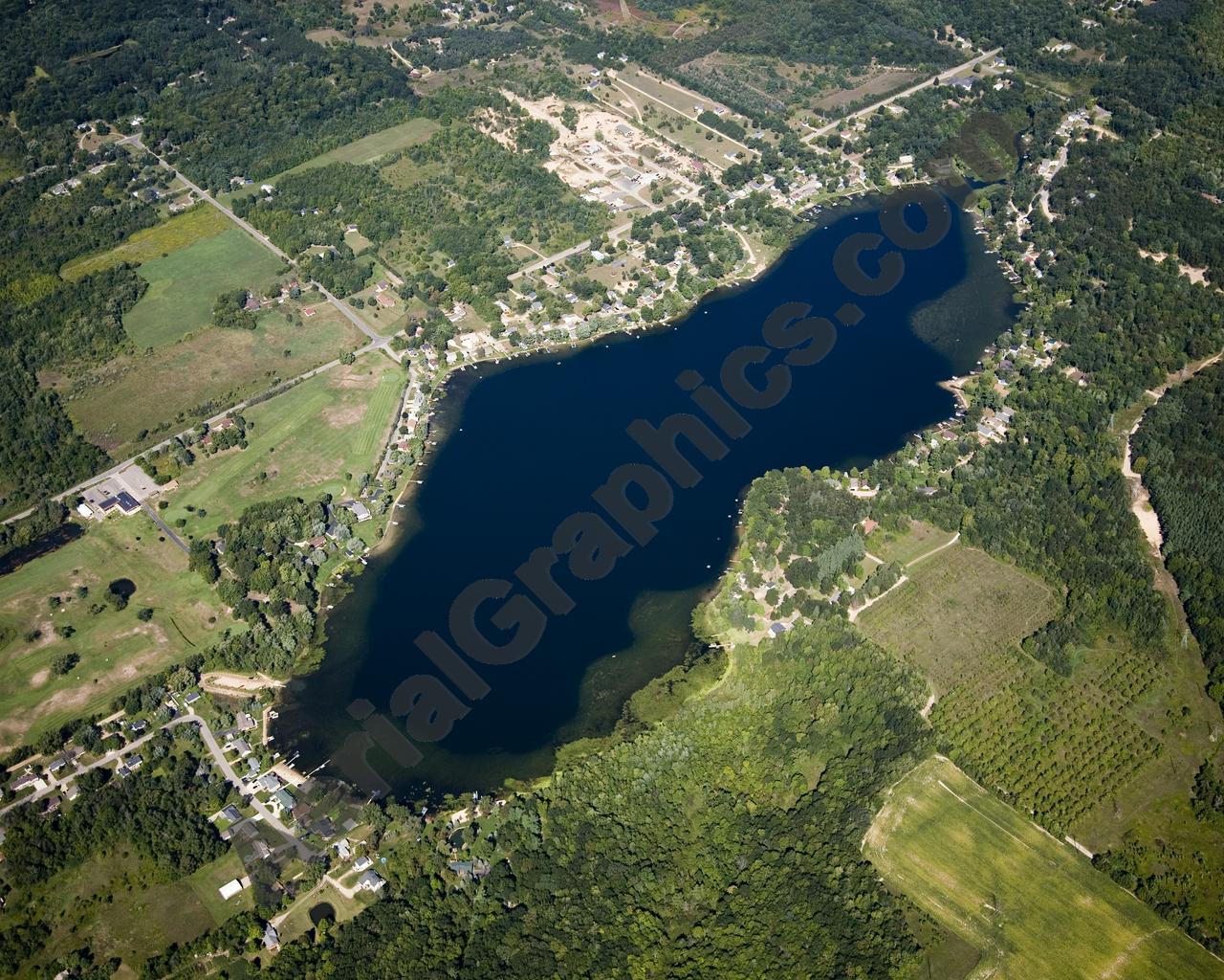 Aerial image of [476] Little Turkey Lake with Canvas Wrap frame