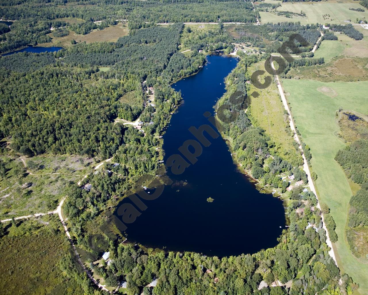 Aerial image of [4786] Little Long Lake in Osceola, MI with No frame