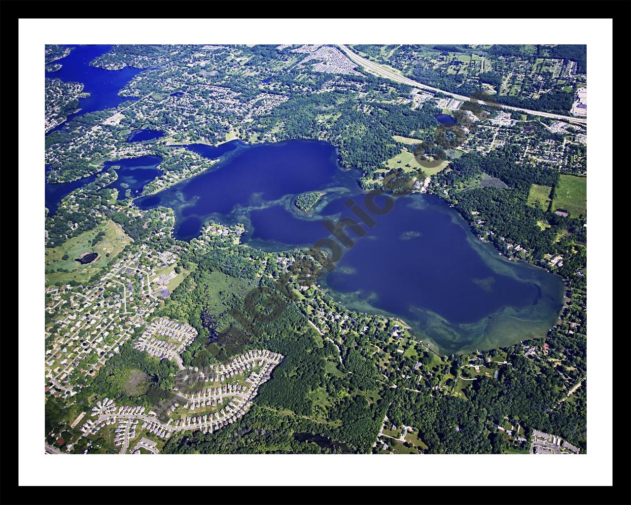 Aerial image of [4961] Lake Angelus, Oakland County in Oakland, MI with Black Metal frame