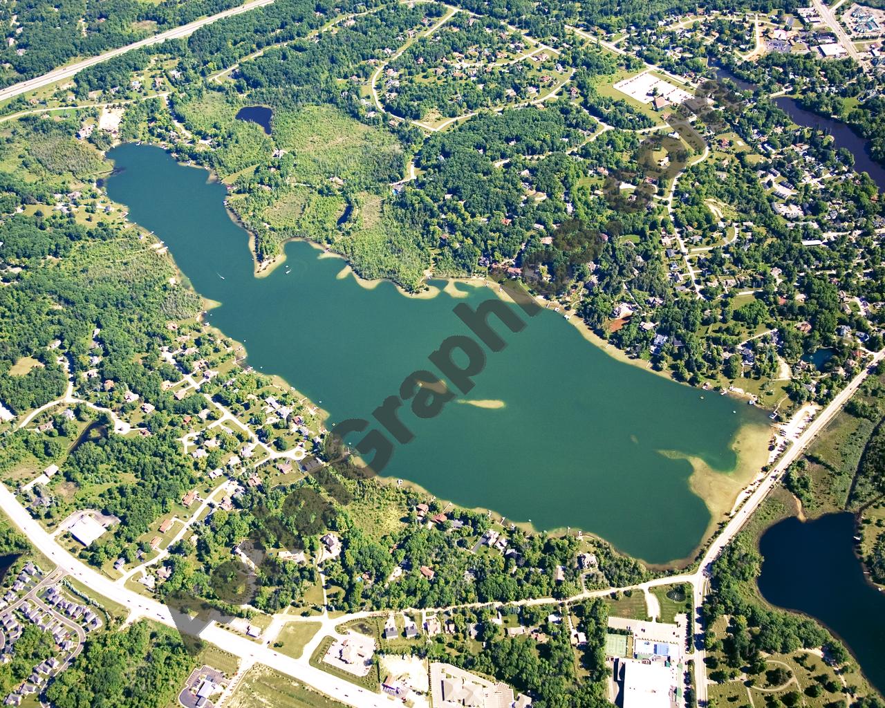 Aerial image of [4962] Deer Lake in Oakland, MI with Canvas Wrap frame