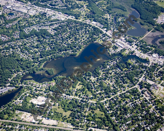 Aerial image of [4964] Van Norman Lake in Oakland, MI with No frame
