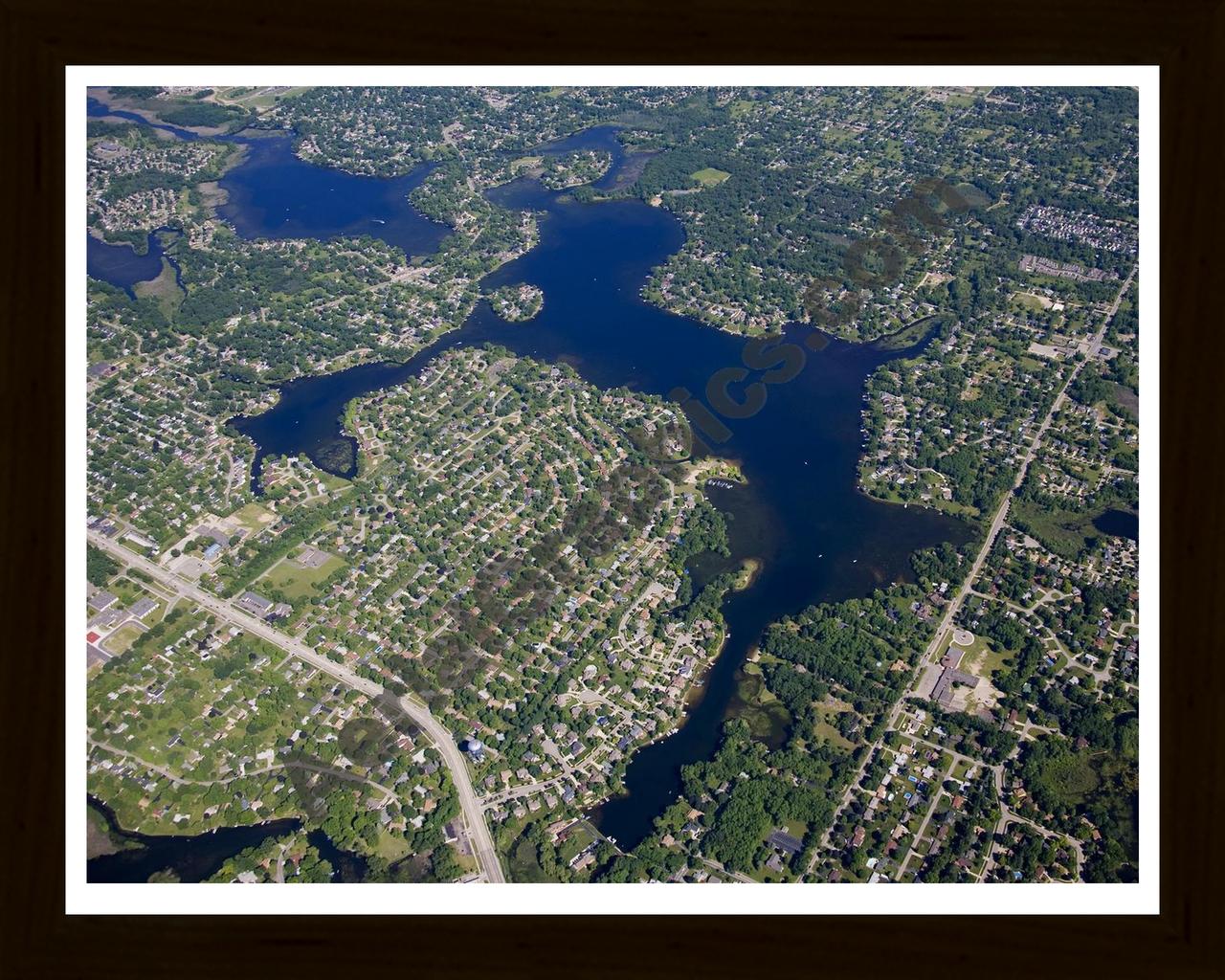 Aerial image of [4968] Lake Oakland in Oakland, MI with Black Wood frame