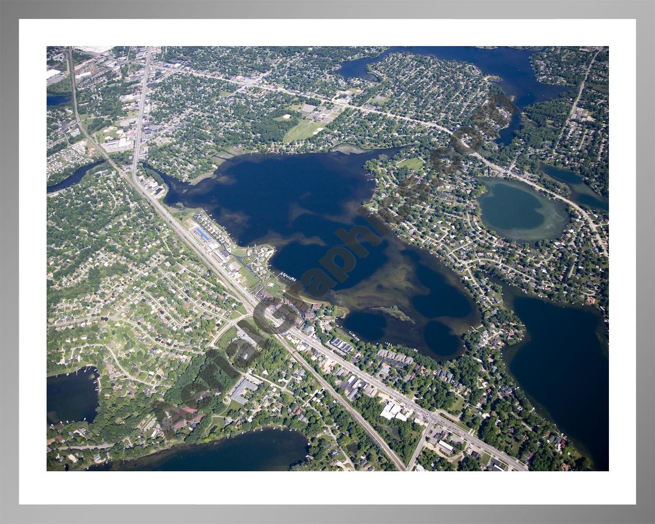 Aerial image of [4969] Loon Lake in Oakland, MI with Silver Metal frame