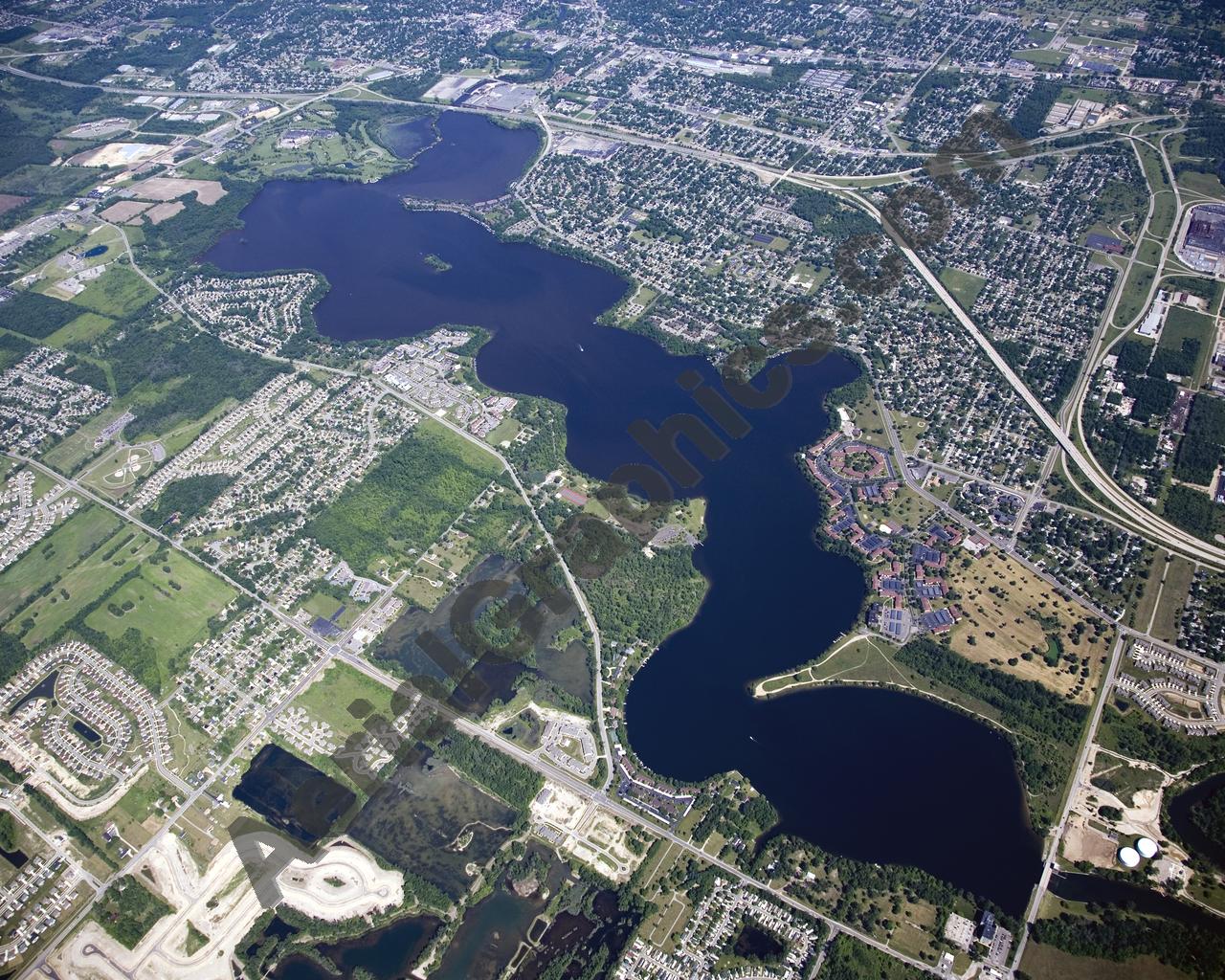 Aerial image of [4975] Ford Lake in Wayne, MI with No frame