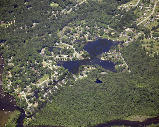 Aerial image of [4978] Tamarack Lake in Livingston, MI with No frame