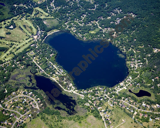 Aerial image of [4986] Winans Lake in Livingston, MI with No frame