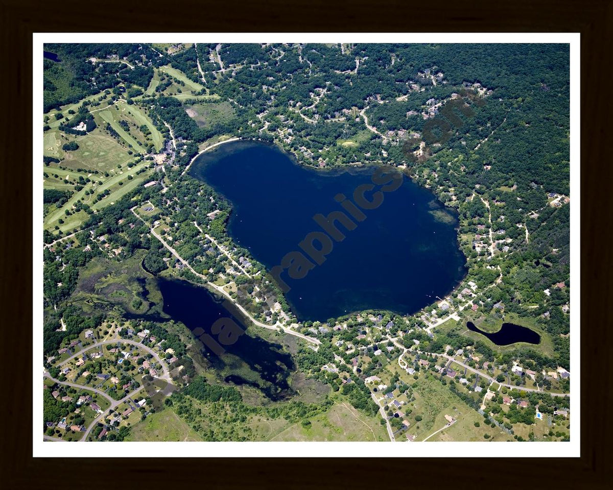 Aerial image of [4986] Winans Lake in Livingston, MI with Black Wood frame